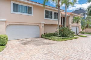 St. Petersburg Beach, FL 33706, Sold 12/23/21