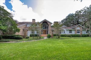 710 E Lake Dr, Tarpon Springs, FL 34688, Sold 02/10/22