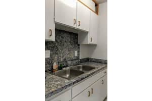 24862 US-19, Clearwater, FL 33763, Sold 11/12/21