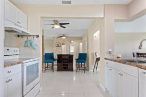 14021 90th Pl N, Seminole, FL 33776, Sold 10/29/21