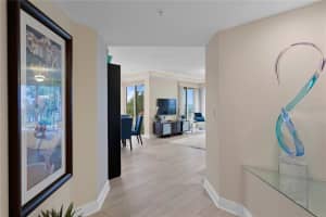 4737 Dolphin Cay Ln, St. Petersburg, FL 33711, Sold 10/27/21