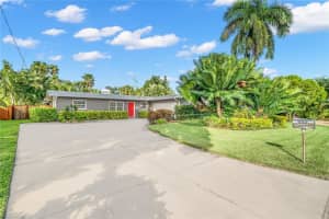 432 39th Ave, St Pete Beach, FL 33706, Sold 12/30/21