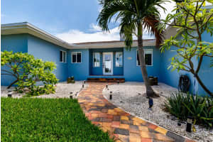 840 Boca Ciega Isle Dr, St Pete Beach, FL 33706, Sold 12/13/21