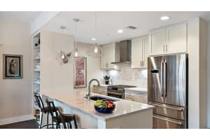 199 Dali Blvd, St. Petersburg, FL 33701, Sold 10/15/21