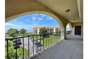 241 Mariner Dr, Tarpon Springs, FL 34689, Sold 10/07/21