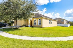 30528 Latourette Dr, Wesley Chapel, FL 33545, Sold 01/25/22