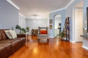 1202 Bay Club Cir, Tampa, FL 33607, Sold 10/21/21
