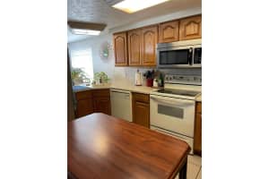 6837 Greenwich Ave, New Port Richey, FL 34653, Sold 10/22/21