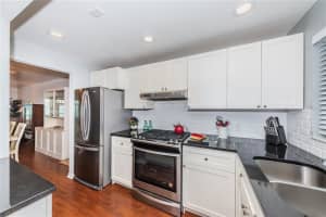 1819 Shore Dr S, South Pasadena, FL 33707, Sold 11/10/21