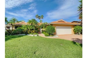 12050 4th St E, Treasure Island, FL 33706, Sold 10/25/21