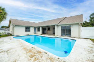 10408 Crestfield Dr, Riverview, FL 33569, Sold 11/17/21