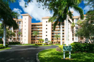4750 Dolphin Cay Ln, St. Petersburg, FL 33711, Sold 10/28/21