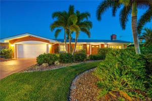 2223 Harbor View Dr, Dunedin, FL 34698, Sold 02/07/22