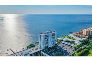 7200 Sunshine Skyway Ln S, St. Petersburg, FL 33711, Sold 10/29/21