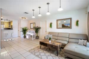 9112 NW 192nd Terrace, Hialeah, FL 33018, Sold 11/26/21