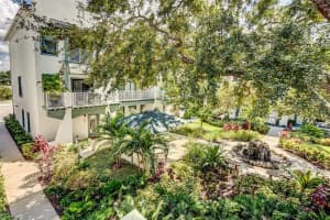 946 Highland Ave, Dunedin, FL 34698, Sold 11/12/21