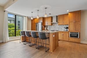 199 Dali Blvd, St. Petersburg, FL 33701, Sold 11/19/21