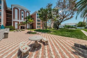 6800 20th Ave N, St. Petersburg, FL 33710, Sold 12/09/21