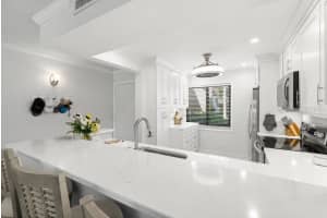5724 La Puerta Del Sol Blvd S, St. Petersburg, FL 33715, Sold 12/03/21