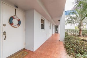 7 Elgin Pl, Dunedin, FL 34698, Sold 01/14/22