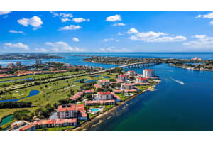 6145 Sun Blvd, St. Petersburg, FL 33715, Sold 11/05/21
