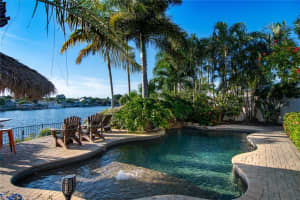 2501 West Bay Isle Dr SE, St. Petersburg, FL 33705, Sold 12/03/21