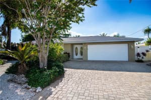 2501 West Bay Isle Dr SE, St. Petersburg, FL 33705, Sold 12/03/21