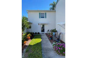 3280 39th St S, St. Petersburg, FL 33711, Sold 11/24/21