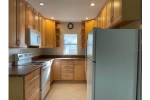 3280 39th St S, St. Petersburg, FL 33711, Sold 11/24/21