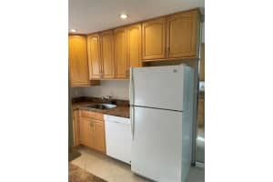3280 39th St S, St. Petersburg, FL 33711, Sold 11/24/21