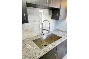 24862 US-19, Clearwater, FL 33763, Sold 11/29/21