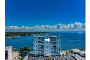 7200 Sunshine Skyway Ln S, St. Petersburg, FL 33711, Sold 12/30/21