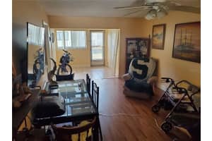 13866 Oakwood Ln, Seminole, FL 33776, Sold 11/12/21