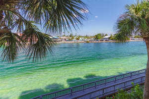 7467 Bayshore Dr, Treasure Island, FL 33706, Sold 11/30/21