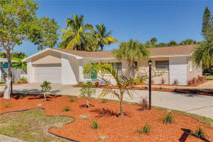 6974 Grande Vista Way S, South Pasadena, FL 33707, Sold 12/17/21