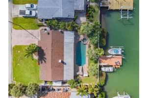 7861 1st Ave S, St. Petersburg, FL 33707, Sold 12/29/21