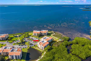 201 Mariner Dr, Tarpon Springs, FL 34689, Sold 01/31/22