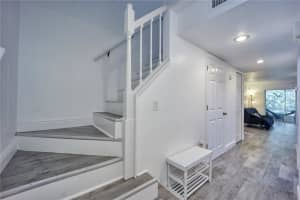9046 Lake Pl Ln, Tampa, FL 33634, Sold 01/19/22