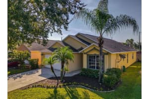 7036 CARNA CT, ORLANDO, FL 32807 - MLS#MFRU8141953
