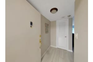 420 64th Ave, St Pete Beach, FL 33706, Sold 01/14/22