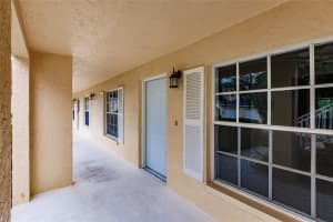 765 Wiggins Lake Dr, Naples, FL 34110, Sold 12/09/21