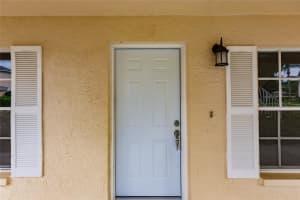 765 Wiggins Lake Dr, Naples, FL 34110, Sold 12/09/21