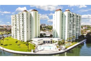 420 64th Ave, St Pete Beach, FL 33706, Sold 01/21/22