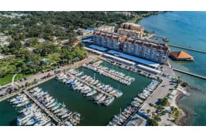632 Edgewater Dr, Dunedin, FL 34698, Sold 01/07/22