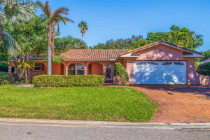 1200 80th St S, St. Petersburg, FL 33707, Sold 12/13/21
