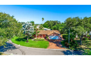 1200 80th St S, St. Petersburg, FL 33707, Sold 12/13/21