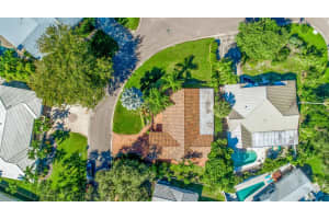 1200 80th St S, St. Petersburg, FL 33707, Sold 12/13/21