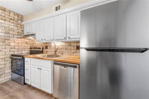 8039 Garden Dr, Seminole, FL 33777, Sold 12/28/21