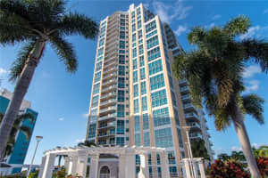 400 Beach Dr NE, St. Petersburg, FL 33701, Sold 03/28/22