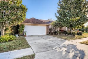 12744 Newfield Dr, Orlando, FL 32837, Sold 01/03/22